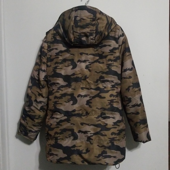 Charlotte russe women's camaflouge puffer coat - Picture 7 of 8